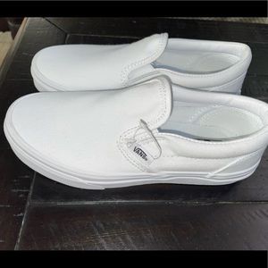 NWOT KIDS VANS